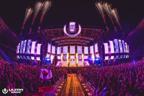 Ultra Europe, European Rave Aesthetic, Rave Metro, Festival Atmosphere, Tomorrowland Music Festival, Music Festival Art Installation, Music Festival Crowd, Dj Stage, Concert Crowd