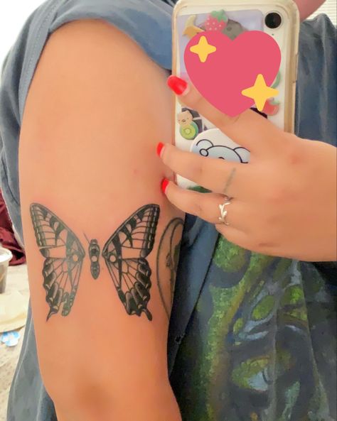 Paramore Tattoo Ideas Lyrics, Paramore Butterfly Tattoo, Paramore Tattoo Ideas, Paramore Tattoo, My Little Pony Tattoo, Venus Tattoo, Cute Small Tattoos, Stomach Tattoos, Jewelry Tattoo