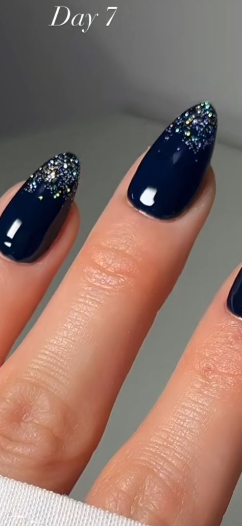 Dark Blue Nails With Silver Glitter, Dark Blue Shiny Nails, Dark Blue Glittery Nails, Nails For A Navy Dress, Navy Blue Prom Nails Almond, Navy Blue Nails Wedding, Dark Blue Shimmer Nails, Nails For Dark Blue Dress Prom, Nails For Blue Prom Dress