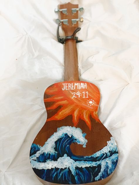 #ukelele #waves #beachy #paintedukelele Painting On Ukelele, Painted Ukelele Ideas, Paint Ukulele, Painting Ukulele, Ukelele Painted, Ukulele Painting, Arte Do Ukulele, Painted Guitars, Acoustic Guitar Art