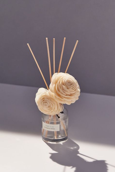 Reed Diffuser Diy, Scentsy Sample Ideas, Homemade Reed Diffuser, Reed Diffuser Decor, Diffuser Diy, Reed Diffuser Bottle, Flower Diffuser, Tapered Candle, Air Dry Clay Projects