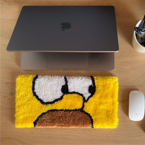 Homer handmade custom keyboard rug. 🙃 #rugs #rugdesign #customrug #handmade #Yaga Customized Rugs, Keyboard Rug, Tufting Diy, Artistic Rugs, Custom Keyboard, Diy Pottery Painting, Punch Needle Patterns, Diy Embroidery Patterns, Punch Needle Embroidery