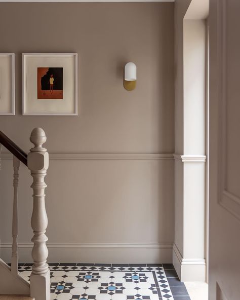 A view to the coast through some hallway shots from our recently completed Dorset project. The beautiful Victorian cement tiles and carefully selected art pieces provide a balanced contrast to the neutral palette, whilst ensuring the sea views remain star of the show Photography by @matthiaspeters.photography #studioyarner #dorset #interiordesign #interiors #dorsetdesigner #victorianhouse #matthiaspetersphotography #devondesigner #stephenthepainter #amyruschart Neutral Victorian Hallway, Show Photography, Victorian Hallway, Cement Tiles, Neutral Interiors, Cement Tile, Neutral Palette, Living Room Inspiration, The Coast