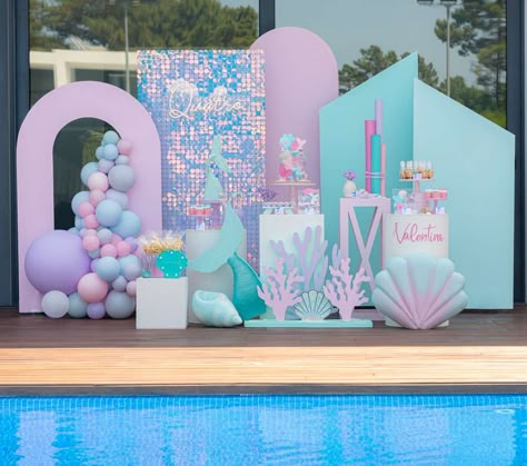 Mermaid Birthday Party Ideas, Birthday Party Idea, Deco Ballon, Mermaid Birthday Party Decorations, Mermaid Theme Birthday Party, 4th Birthday Party, Birthday Mermaid, Mermaid Party Decorations, Shimmer Wall