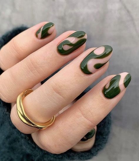 Dark Green Nails, Edgy Nails, Smink Inspiration, Minimal Nails, Makijaż Smokey Eye, Funky Nails, Chic Nails, Dope Nails, Green Nails