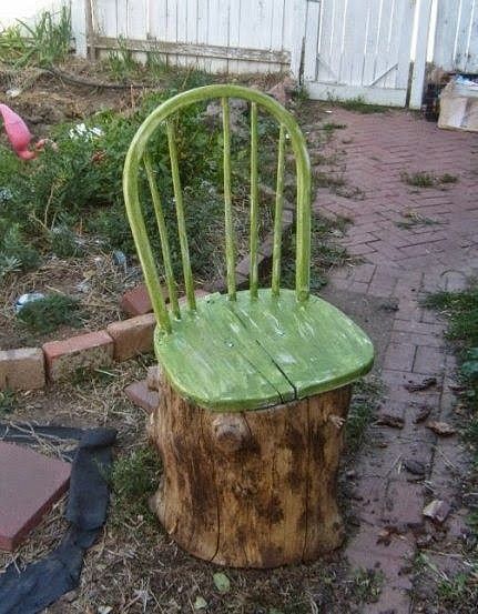 https://flic.kr/p/sd29zL | Old Broken Chair + Stump = Garden Chair | www.1001gardens.org/2015/04/old-broken-chair-stump-garden...  Sit back and enjoy the fruits of your labours with this garden seat made from an old log and a broken chair.  [symple_box color="gray" fade_in="false" float="center" text_align="left" width="100%"] Website: Dishfunctional Designs ! [/symple_box] Stump Ideas, Funny Vine, Upcycle Garden, Tree Stumps, Diy Tree, Have Inspiration, Landscape Designs, Garden Seating, Tree Stump