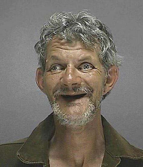 32 WTF Florida Mug Shots That Make Us Wonder What's in the Water? - Wtf Gallery Shots Meme, Funny Mugshots, Florida Funny, Funny People Pictures, Mug Shot, Funny Pix, Funny News, Funny Profile, Funny Profile Pictures