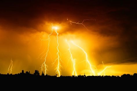 How to Photograph Lightning | Skylum How-to Lightning Aesthetic Yellow, Yellow Lightning Aesthetic, Dark Yellow Aesthetic, Lightning Aesthetic, Yellow Thunder, Lightning Photos, Yellow Lightning, Lightning Powers, Yellow Aesthetic Pastel