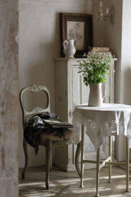 European Farmhouse Decor, Muebles Shabby Chic, Elsie De Wolfe, French Farmhouse Style, French Farmhouse Decor, French Country Design, French Country Cottage, Design Del Prodotto, French Country House