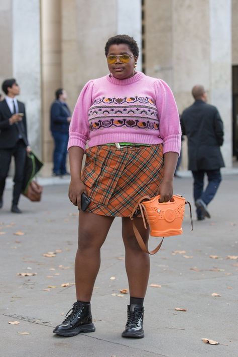 Paris's Best Fashion Week Street Style From Spring/Summer 2020 Is A Lesson In Transition Weather Dressing Pfw Street Style, Look Plus Size, Rock Outfit, Eve Outfit, New Years Eve Outfits, Looks Street Style, Outfit Inspiration Fall, Plus Size Kleidung, Street Style Inspiration