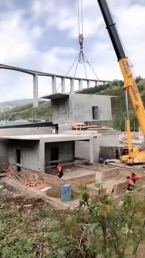 Precast Concrete House, Small Concrete House, Precast House, Concrete Cabin, Precast Concrete Panels, Civil Engineering Design, Architecture Engineering, Concrete Houses, Concrete Architecture