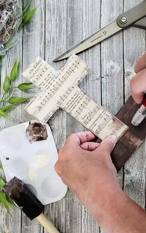 Use Cardboard to Create Faith-Inspired Decor - Salvaged Living Cardboard Cross Diy, Diy Cross Ornaments, Paper Crosses Folded, Decoupage Cross Ideas, Macrame Cross Ornament, Spread The Gospel, Cross Decor, Christmas Crafts For Kids To Make, Christian Crafts