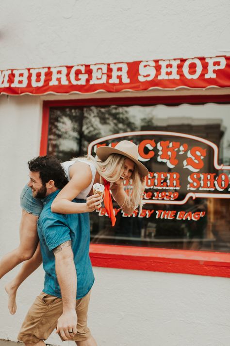 Milkshake Engagement Pictures, Engagement Shoot Ice Cream, Engagement Photos With Food, Playful Engagement Photos Ideas, Ice Cream Date Photoshoot, Engagement Photos Playful, Food Engagement Photos, Ice Cream Engagement Photos, Ice Cream Shop Photo Shoot