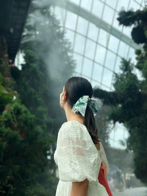 Gardens By The Bay Photo Ideas, Singapore In November, Garden By The Bay Singapore Photography, Flower Dome Singapore Outfit, Singapore Botanic Gardens Photoshoot, Gardens By The Bay Outfit, Singapore Aesthetic Outfit, Singapore Aesthetic Photography, Singapore Poses