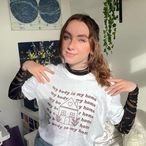 ro mitchell on Instagram: “IT’S HERE 🏠 MY BODY IS MY HOME THE NEW T-SHIRT I DESIGNED IS AVAILABLE NOW :) 🤎 40% of ALL profits go to @beatedsupport the link is in…” My Body Is My Home, Positive Body Image, Body Image, New T, My Home, Christmas Sweaters, T Shirts For Women, Outfit Inspo, Women's Top