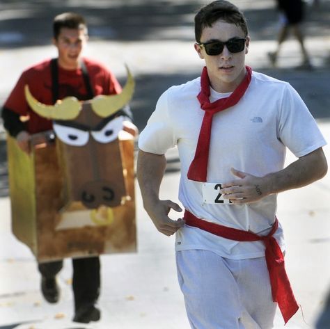 Running of the Bulls Runners Cinderella Running Costume, Bulls Outfit, Running With The Bulls, Halloween Running Costumes, Bull Running, 5k Costume, Princess Running Costume, Running Of The Bulls, Run Disney Costumes