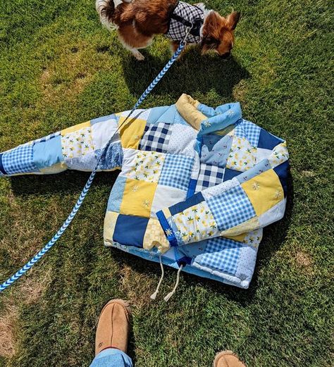 AARON ASUNSOLO on Instagram: "Coastal grandma vibes with the latest puffer" Modest Christian Clothing, Grandma Vibes, Kawaii Sweater, Thrift Flips, Surfer Girl Style, Scouts Crafts, Diy Jacket, Coastal Grandma, Quilt Jacket