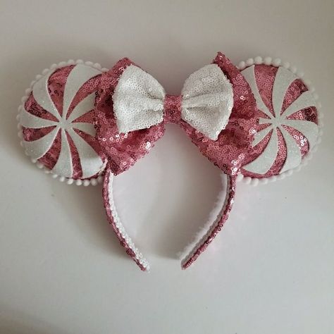 Mini Mouse Ears, Ear Ideas, Diy Disney Ears, Disneyland Ears, Disney Ears Headband, Diy Mickey Ears, Disney Mouse Ears, Minnie Mouse Headband, Disneyland Christmas