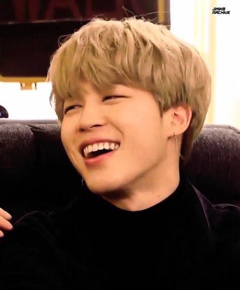 Jimin smile Jimins Smile, Jimin Smile, Jimin Baby, Smiles And Laughs, Bts Members, Bts Jimin, Video Editing, Park Jimin, Bangtan Boys