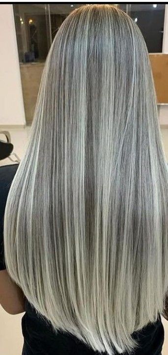 Long Hair Highlights, Fall Blonde Hair, Silver Blonde Hair, Icy Blonde Hair, Gorgeous Gray Hair, Cool Blonde Hair, Long Hair Color, Blending Gray Hair, Ash Blonde Hair