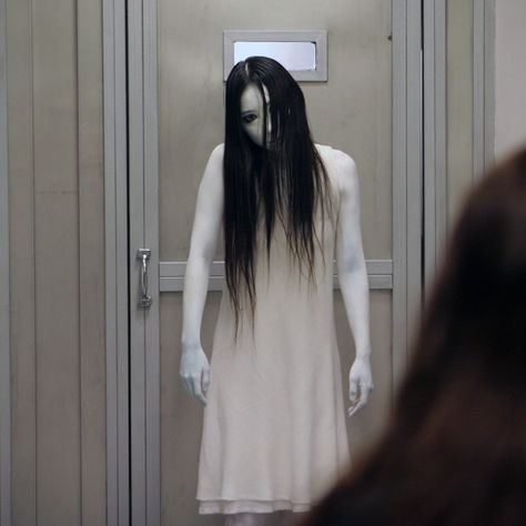 Kayako Saeki Costume - The Grudge Check more at https://costumerocket.com/kayako-saeki-costume/ Grudge Aesthetics Style, Grudge Aesthetics Outfits, Ju On The Grudge, Grudge Outfits, Easy Costumes To Make, Movie Fancy Dress, Johanna Braddy, Tv Tattoo, Marina Sirtis