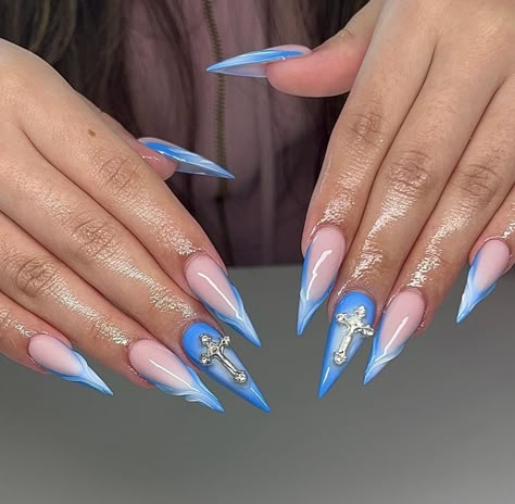 Baddie Stiletto Nails, Dazzle Nails, Blue Stiletto Nails, Nail Set Ideas, Nails Baddie, Nails Sets, Unique Nail Designs, Acrylic Nails At Home, Long Stiletto Nails