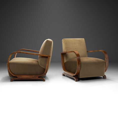 Listed on VNTG.com: Heal's Upholstered Art Deco Armchairs, United Kingdom 1930s | #vntg #vintage Art Deco Chairs, Art Deco Armchair, Art Deco Chair, Walnut Armchair, Deco Chairs, British Furniture, Art Deco Movement, Velour Fabric, European Furniture