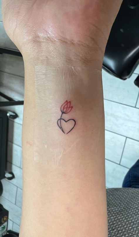 Line Tattoo, Line Tattoos, Small Heart, Infinity Tattoo, I Tattoo, Tattoos