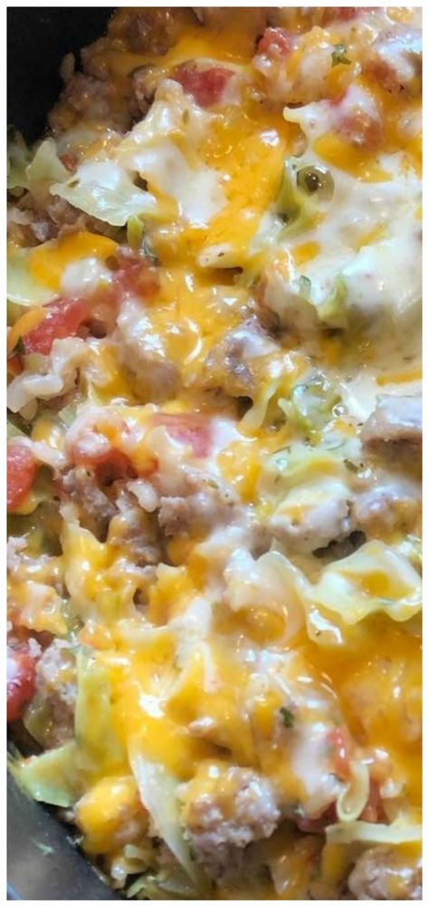 Cheesy Cabbage Casserole, Unstuffed Cabbage Recipes, Cheesy Cabbage, Cabbage Casserole Recipe, Easy Cabbage Recipes, Cabbage Casserole Recipes, Unstuffed Cabbage, Yummy Dishes, Cabbage Casserole