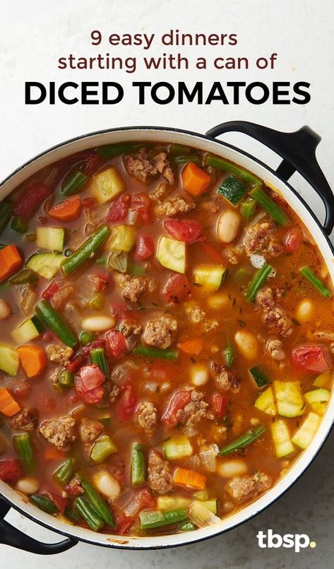 With a can of Muir Glen fire-roasted diced tomatoes in your cupboard, you're just minutes away from any of these easy dinners. Roast Beef Vegetable Soup, Recipes With Diced Tomatoes, Ground Beef Lunch, Beef Snacks, Weekend Meal Prep, Pantry Meals, Low Carb Dishes, Carb Dishes, Pantry Recipes