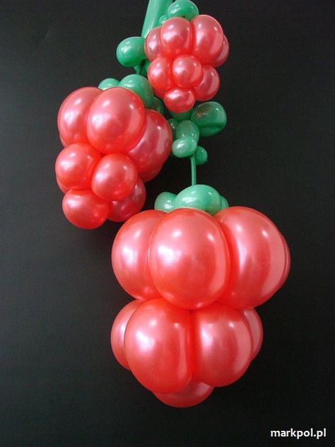 Balloon raspberries Raspberry Party Decorations, Raspberry Themed Party, Raspberry Birthday Party, Berry Balloon Arch, Blueberry Balloon, Berry Balloons, Balloon Fruit, Berry Party, Bible Heroes