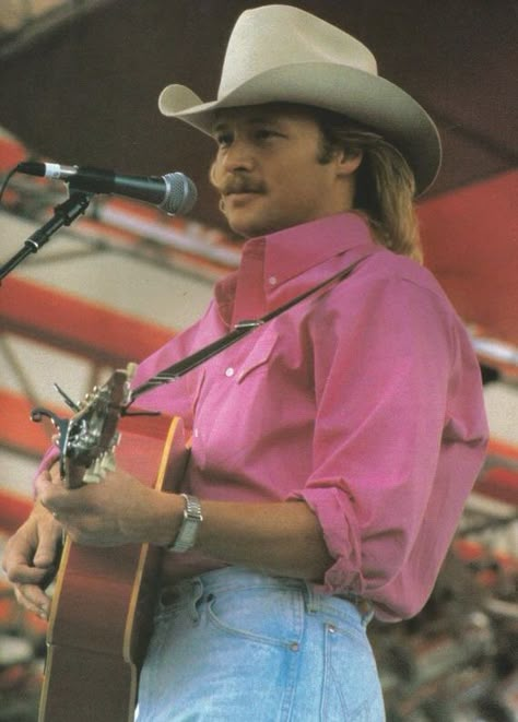 Allan Jackson, Alan Jackson Music, Allen Jackson, Country Guys, 90s Country Music, Country Man, Baby Cry, Best Country Singers, Crying Baby