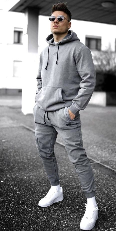 Grey Beanie Outfit, Mens Activewear Fashion, Mens Streetwear Outfits, Mens Smart Casual Outfits, Beanie Outfit, Man Dressing Style, Smart Casual Men, Men's Outfits, Fashion Suits For Men