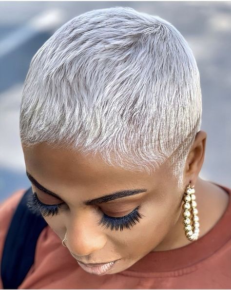 Silver Short Hair Black Women, Feminine Shaved Head, Platinum Blonde Short Hair Black Women, Super Short Pixie For Black Women, Short Platinum Blonde Hair, Platinum Blonde Pixie, Natural Hair Haircuts, Short Hair Designs, Shaved Hair Cuts