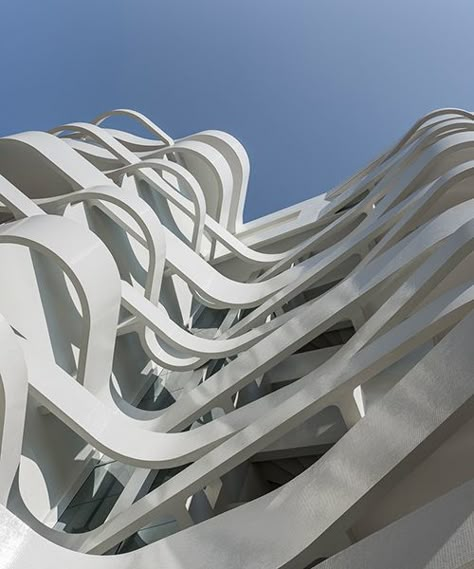 Fluid Architecture Concept, Ribbon Architecture, Nautical Architecture, Facade Pattern Architecture, Urban Project, Facade Pattern, Architectural Sculpture, Mix Use Building, Architecture Concept Diagram