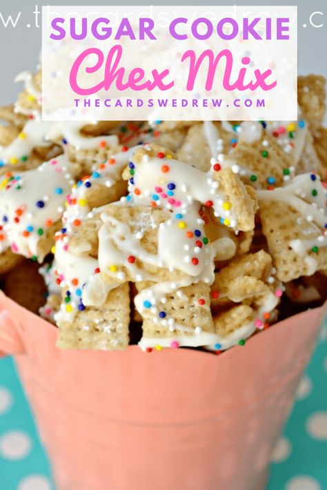 Sugar Cookie Chex Mix, Sugar Cookie Chex, Sweet Chex Mix, Puppy Chow Chex Mix Recipe, Chex Mix Recipe, Chex Party Mix, Chocolate Chex, Puppy Chow Recipes, Yummy Sugar Cookies