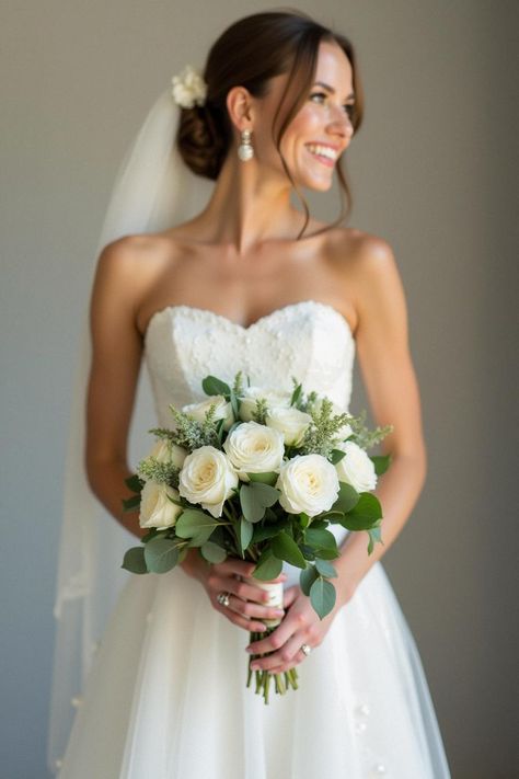 bridesmaid bouquet white green White Bride Flower Bouquet, White And Green Wedding Party, Bridesmaid Single Flower, All White Bridesmaid Bouquet, Elegant Bridesmaid Dresses Long, White And Green Wedding Flowers, Bride Flower Bouquet, White And Green Bouquet, Brides Flowers Bouquet