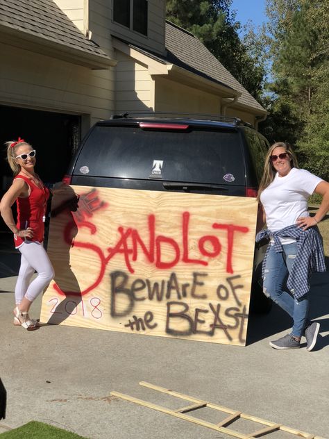 Sandlot Parade Float, Sandlot Trunk Or Treat, Homecoming Float Ideas, Student Council Ideas, Homecoming Floats, Christian Athletes, Boys Birthday Party Ideas, National Honor Society, Trunk Or Treat Ideas