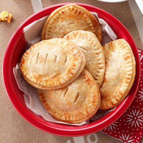 Football Fest Empanadas Recipe -Classic empanadas from South America are stuffed… Football Empanadas, Football Shaped Foods, Tailgate Appetizers, Empanadas Recipe, Super Bowl Food, Football Food, Game Day Food, Taste Of Home, Appetizer Snacks