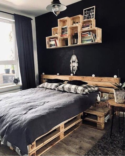 Pallet Bed Frame Diy, Pallet Bed Frames, Pallet Bed Frame, Low Bed Frame, Pallet Home Decor, Diy Pallet Bed, Pallet Headboard, Pallet Beds, Pallet Ideas Easy