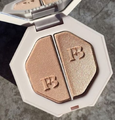 Fenty by Rihanna  Shade: Afternoon Snack / Mo' Hunny  Creamy & Long-lasting  Endless Ways To Glow  Size: 2 x 3.5 g / 2 x Best High End Makeup, Entrepreneur Kids, Makeup Things, Makeup Gallery, Best Highlighter, Free Makeup Samples, Makeup Samples, School Hair, Makeup Train Case