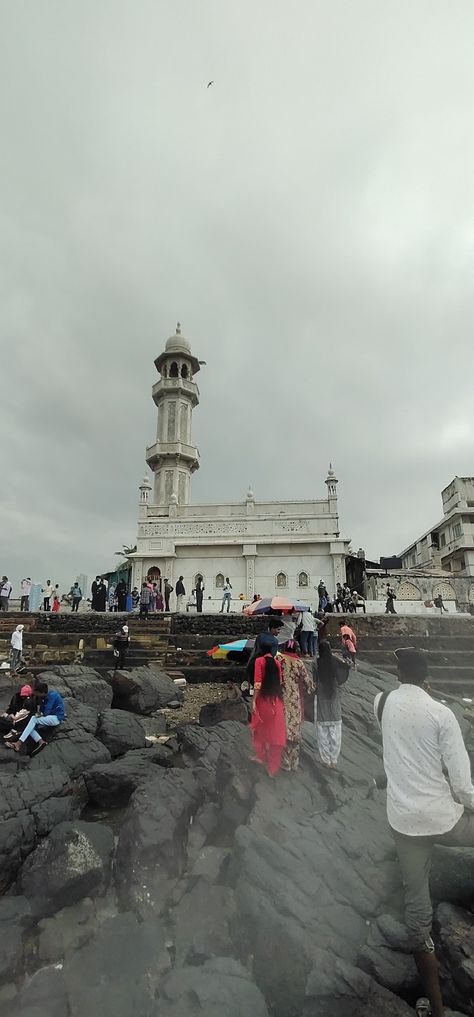 Mumbai Haji Malang Dargah Mumbai, Haji Ali Dargah Mumbai Video, Haji Ali Dargah Mumbai Snap, Haji Ali Dargah Mumbai, Mumbai Snap, Mumbai Tour, Haji Ali, Streak Ideas, Apple Watch Fashion