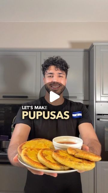 @vegan.challenge.club on Instagram: ""GET The Complete Plant Based Cookbook - Over 200+ Delicious Vegan Recipes Including 30-day Meal Plans" =>> LINK IN BIO 🔗 @vegan.challenge.club  Pupusas | Recipe⬇️  🌱 By @Dr.vegan  Ingredients: For the masa dough: * 2 cups masa harina (corn flour for tortillas) * 1 1/4 cups warm water * 1/2 teaspoon salt For the filling: * Vegan cheese (grated) * Cooked seasoned black beans (or refried beans) * Chopped sautéed vegetables (bell peppers, onions, zucchini, etc.)  Instructions: * Prepare the Masa Dough: * In a large bowl, combine the masa harina and salt. * Gradually pour in the warm water while mixing with your hands. Knead until the dough becomes smooth and slightly moist. Adjust water or masa harina as needed. * Cover the dough with a damp cloth and le Recipes With Masa Flour, Recipes With Black Beans And Corn, Popusas Recipe, Pupusas Recipe, Vegan Gluten Free Muffins, Seasoned Black Beans, Dr Vegan, Masa Recipes, Vegan Apps