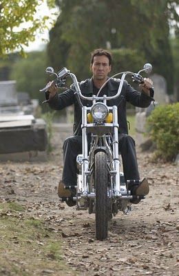 Nicolas Cage on his Harley Мотоциклы Harley Davidson, Nicholas Cage, Harley Davidson Chopper, Cb 750, Nicolas Cage, Hot Bikes, Biker Life, Motorcycle Riders, Easy Rider