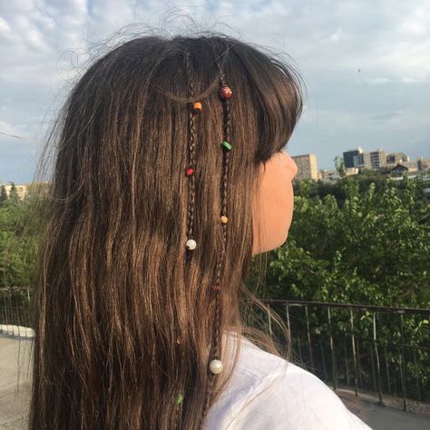 Braids In Hair Indie, Hair With Beads Aesthetic, Braid Strands In Hair, Bead Hair Braid, Hair Wraps And Beads, Braids In Hair Aesthetic, Beads Braided Into Hair, Beaded Hair Wrap, Hair Wrap Inspiration