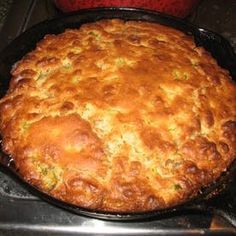 Mexican Cornbread With Sour Cream, Spicy Cornbread, Mexican Cornbread Recipe, Best Cornbread Recipe, Best Cornbread, Cornbread Recipe Sweet, Delicious Cornbread, Cornbread Dressing Southern, Buttermilk Cornbread