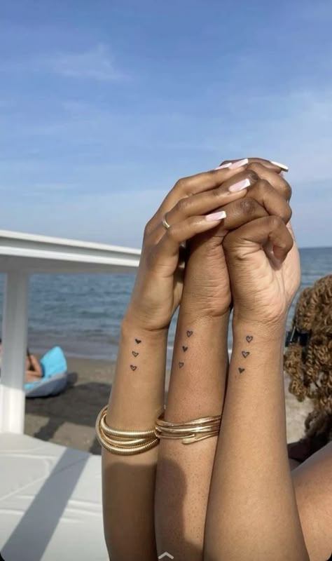 Matching Tats With Sister, Matching Arm Tattoos Best Friends, 3 Best Friends Tattoo, Tattoo Idea Matching, Cute Tattoo Ideas For Best Friends, Matching Tattoos Sisters And Mom, Matching 4 Tattoos, Henna Matching Best Friends, Meaningful Friend Tattoos