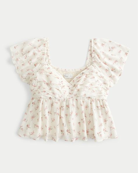 Women's Ruched Babydoll Top | Women's Tops | HollisterCo.com Beach Outfit For Women, Floral Babydoll Top, Baby Doll Top, Cute Preppy Outfits, Teen Clothing, Babydoll Top, Warm Outfits, Really Cute Outfits, Cute Simple Outfits