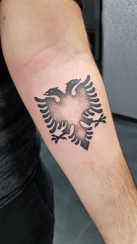 Tattoo -Albania - Albanian Flag - Albanian  Boy Albania Flag Tattoo, Albania Tattoo Design, Albanian Tattoo Ideas, Albanian Eagle Tattoo, Albania Tattoo, Albanian Tattoo, Atlas Tattoo, Albanian Flag, Albania Flag