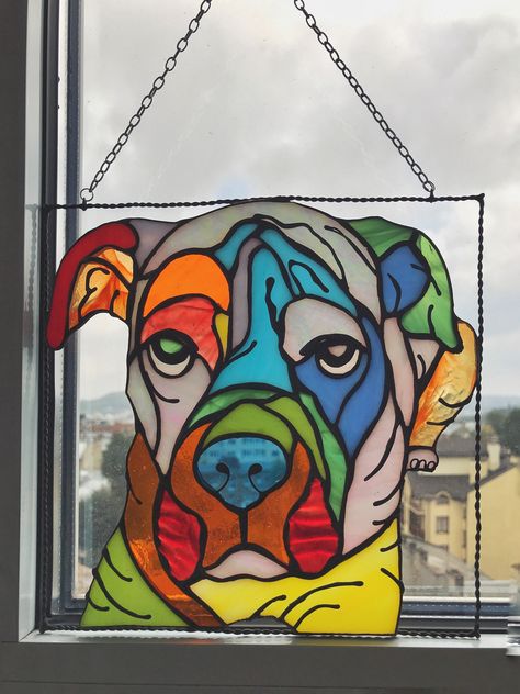 Stained Glass Face, Picture Of Dog, Disney Stained Glass, Diy Stained Glass Window, Face Dog, Stained Glass Gifts, Glass Painting Patterns, Mosaic Animals, Glass Painting Designs